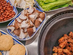 -田家大院东北农家菜铁锅炖(西安总店)