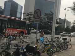 -北京保利大厦酒店(东四十条地铁站店)