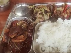 -四川华星名仕奥迪4S店(羊西店)