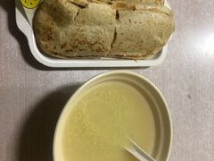 -宝光熏肉鞋底火烧(新街口店)