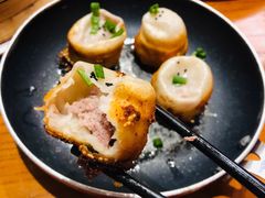 土猪鲜肉生煎包-龍堂蟹黄小笼包(万家丽店)