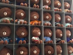 -LINE FRIENDS Garosu-gil Flagship Store