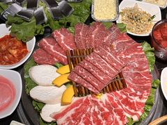-木槿花韩式炭烤·熟成肉工坊(孙文东路店)