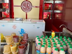 -小昆山服务区-停车场