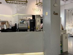 -露露家咖啡店