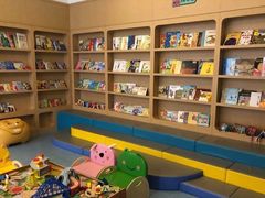 -戊辰亲子游泳俱乐部