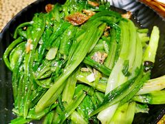豆豉鳞鱼油麦菜-潮十三潮汕砂锅粥(高新四路大都荟店)