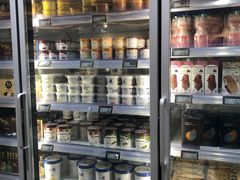 面包甜点陈列柜-七鲜超市(通州ONE店)