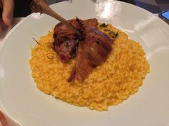 -港丽餐厅(高德置地店)