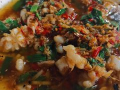 炝炒鱿鱼-傣泐金湾餐厅