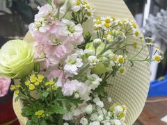 -亭亭鲜花店(中山北路店)