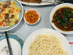 -汗腾格里·风味餐厅(新疆驻京办店)