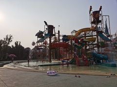 -泉城欧乐堡水上世界