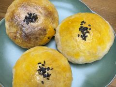 玫瑰鲜花饼-云海肴·汽锅鸡·云南代表菜(天山百盛优客店)