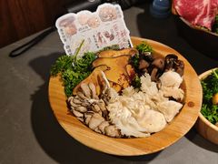 -楠小云·云南鲜菌·鲜牛自助火锅(九眼桥店)