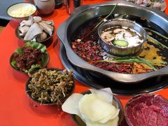 -周幺妹重庆老火锅(银泰城总店)