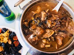 小公鸡炖蘑菇-好妈王饺子(滂江街店)