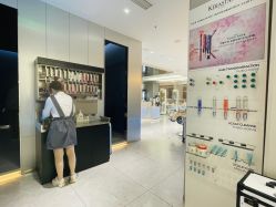 -PE SALON