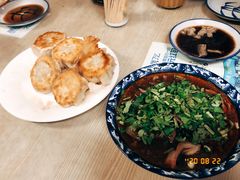 -白老大羊杂碎稍麦