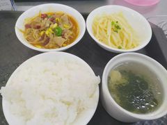 湖南蒸菜-西安外国语大学-学生食堂(栾树大道店)