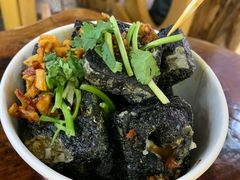 -黑色经典臭豆腐·湖南特产(坡子街店)