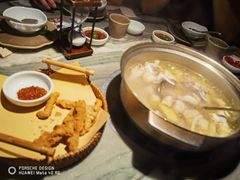 -大头椰·椰子鸡火锅(南宁万象城店)