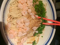 葱油三虾拌面-老头儿油爆虾·知味杭州(爱琴海购物中心)