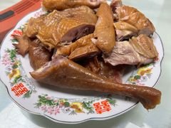 -崴海渔村(虹梅路店)