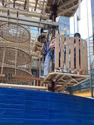 -PIPIKINGDOM皮皮王国欢乐号(欢乐海岸购物中心店)