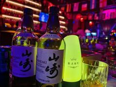 -聚点酒吧(龙湖滨江天街店)