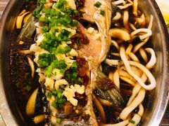 招牌跳水鱼-自游人·美食一楼·地道徽菜(三十年名店)
