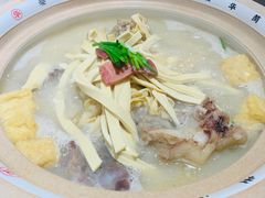 -小乌猪·金华筒骨煲(永盛购物广场店)