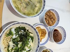 -鲁达面馆本帮风味(共康东路店)