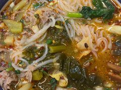 -云阿蛮云南生烫牛肉米线(奉贤路店)