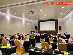 -昂立青少儿成长中心(宝山万达校区)