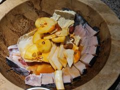 -云荷里·蒸汽石锅鱼·云南菜(中发百旺店)