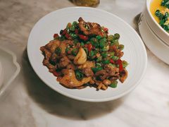 川湘小炒肉-蔴将·川菜(黄龙万科店)