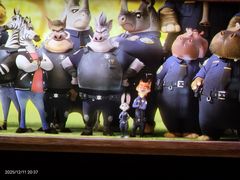 -天幕新彩云国际影城(激光巨幕店)