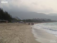 金茂三亚希尔顿酒店海滩1-三亚亚龙湾希尔顿酒店