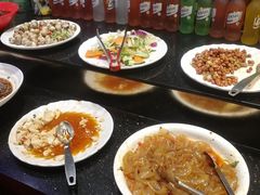 凉菜-好伦哥比萨烤肉自助(八里桥店)