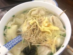 -笑来喜馄饨小笼工坊店(湖滨街店)