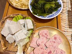 -旧街市鲜货老火锅(大光路店)