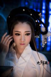 点击看大图 -九月鹰飞汉服摄影工作室