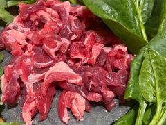 -红鼎豆捞·非遗鲍皇汤火锅(宝丰路店)