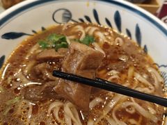 -康师傅私房牛肉面(马泉营奥莱店)