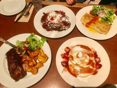 -Pancakes on the rocks(Darling Harbour)