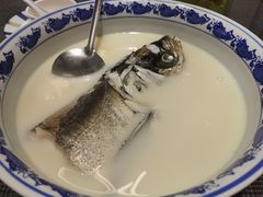 -南京金牛湖巨碗鱼头