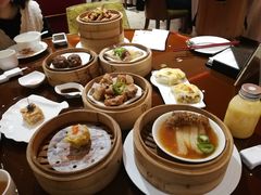 -广州中心皇冠假日酒店·百粤楼