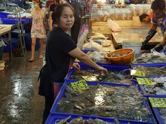 -J Daeng Seafood