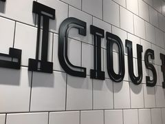 -麦当劳(虹口星荟中心店)